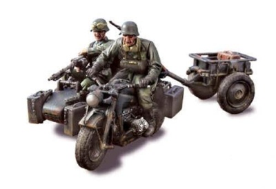 Forces of Valor's 1:32 scale German Zundapp KS 750 Motorcycle with Sidecar - 14.Panzer Division, Eastern Front, 1943 